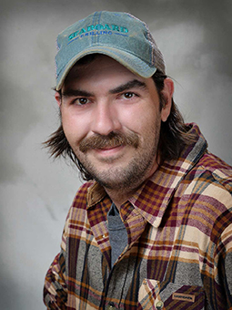 Professional headshot photo of Mike Kern